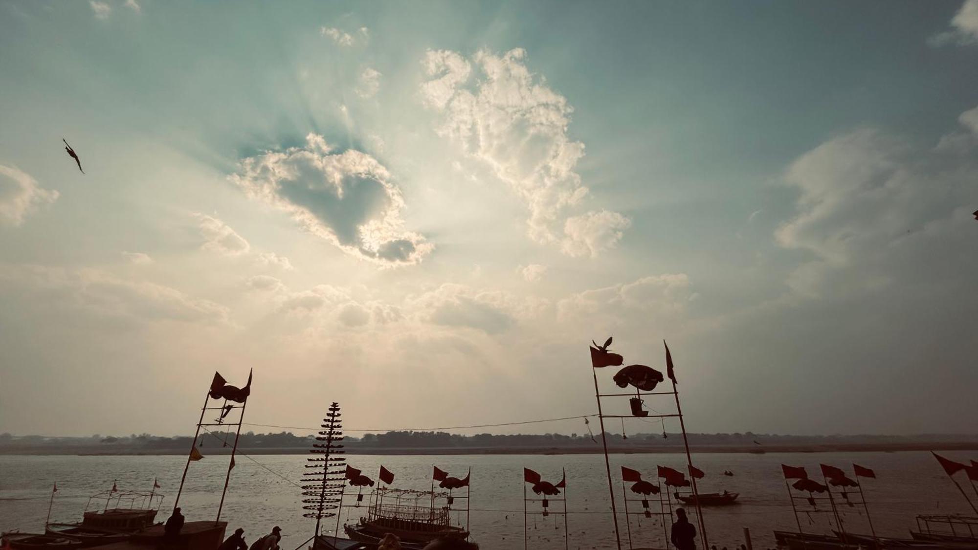 Tandon Lodge On The Ganga Ghat Homestay バラナシ エクステリア 写真
