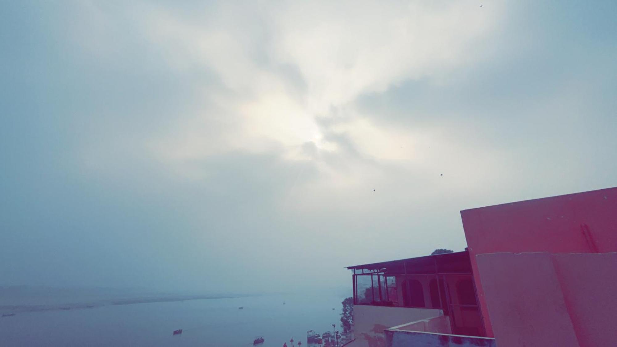 Tandon Lodge On The Ganga Ghat Homestay バラナシ エクステリア 写真