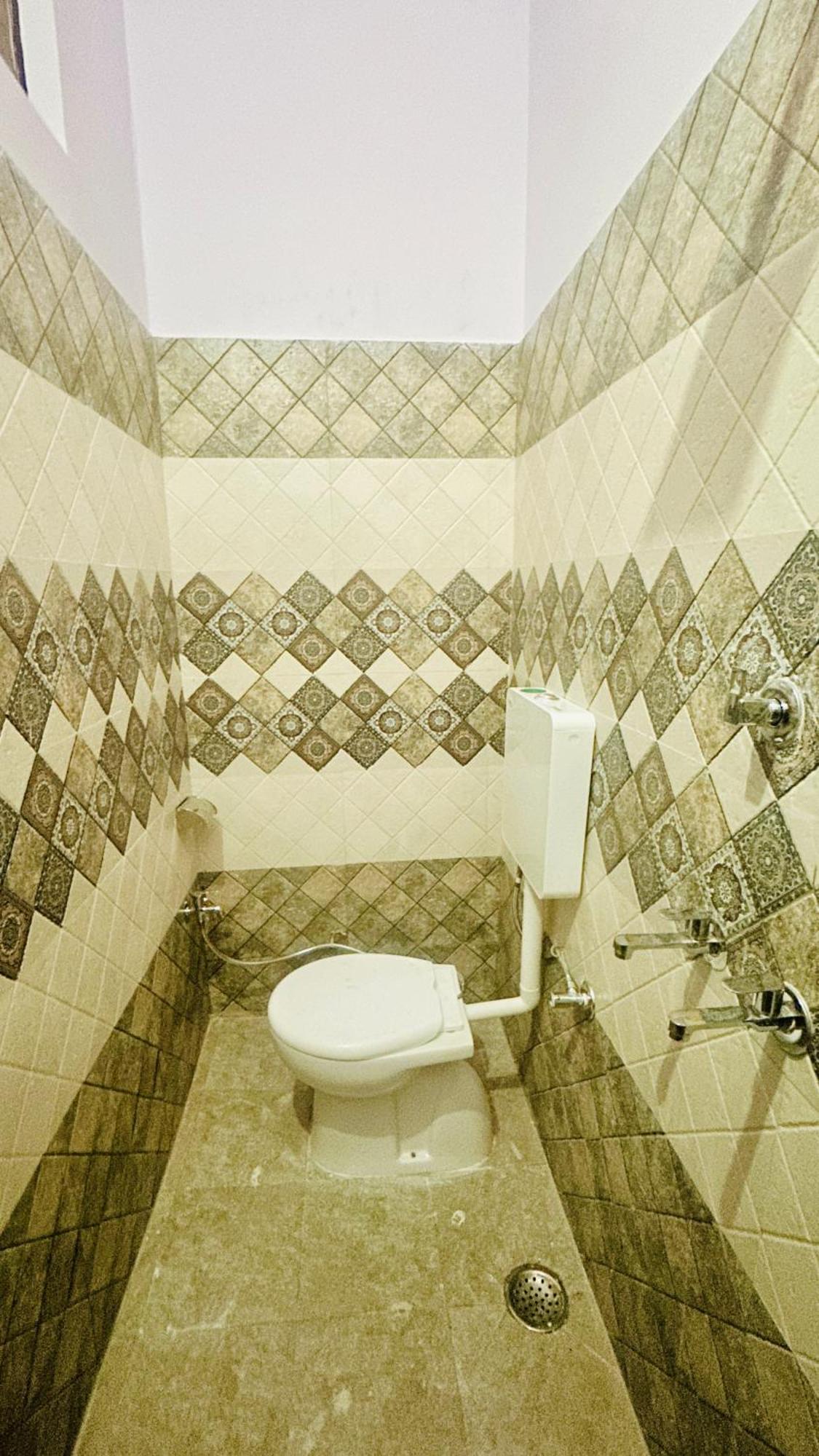 Tandon Lodge On The Ganga Ghat Homestay バラナシ エクステリア 写真