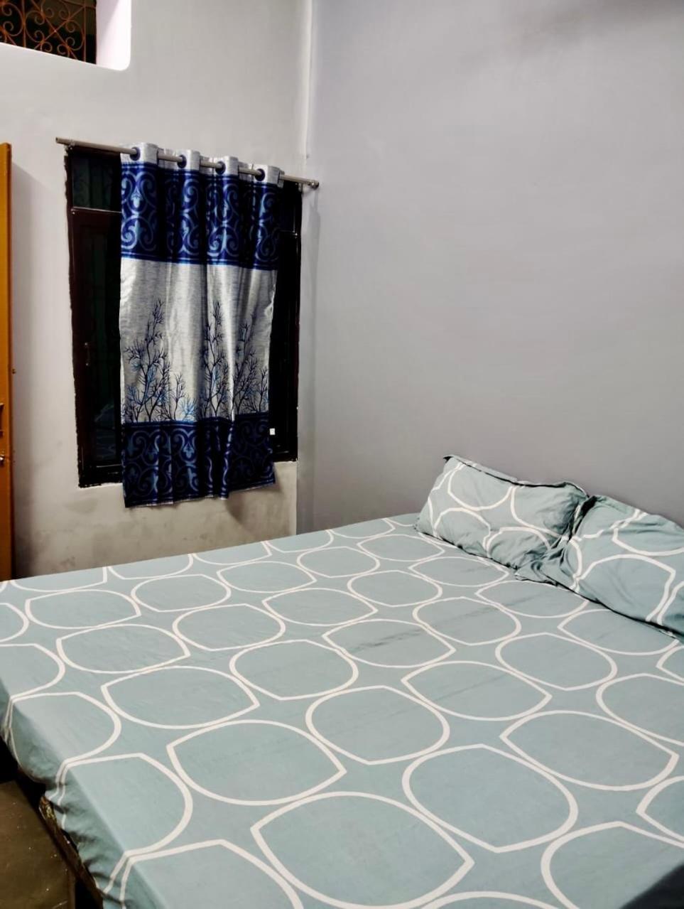 Tandon Lodge On The Ganga Ghat Homestay バラナシ エクステリア 写真