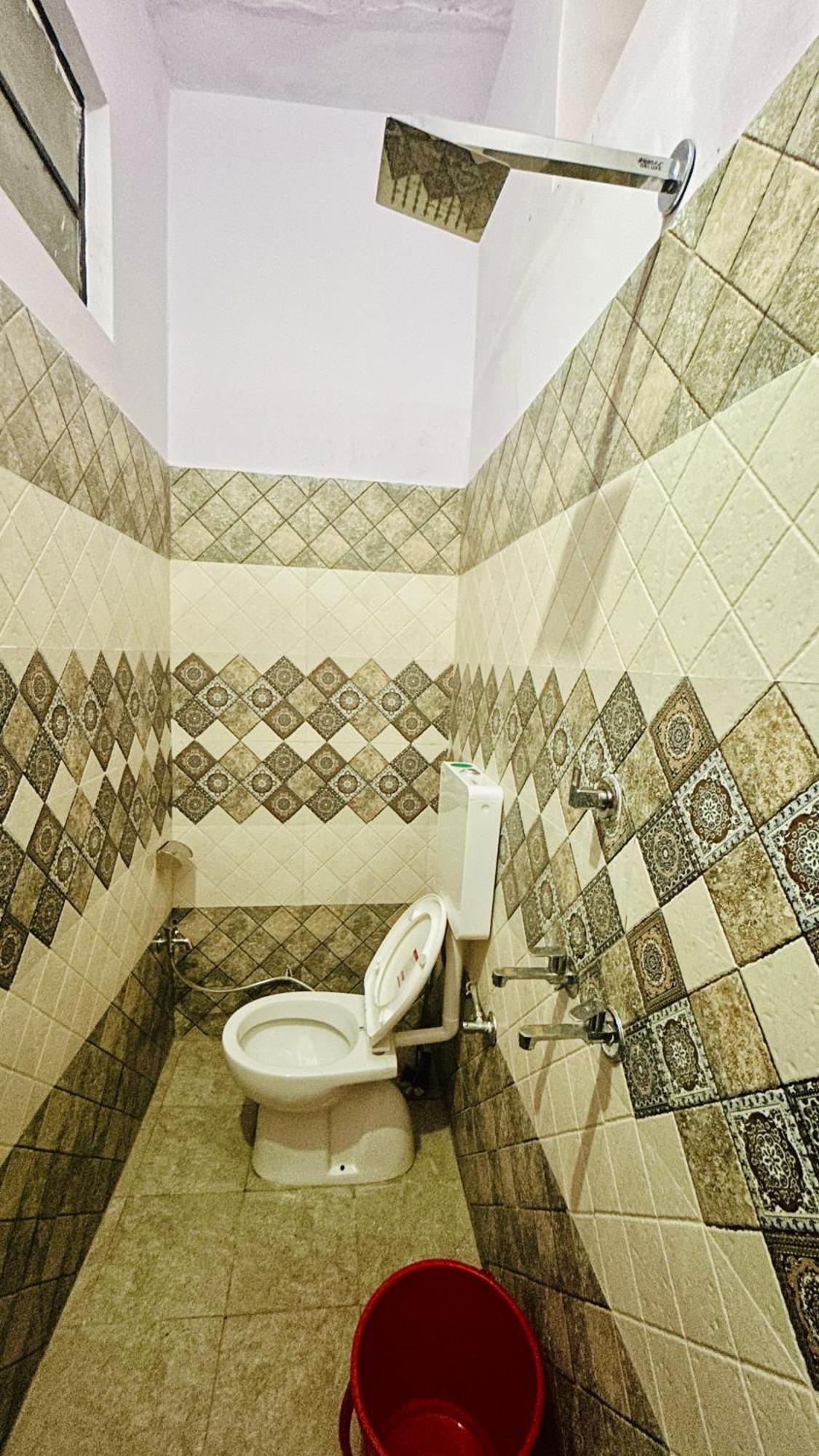 Tandon Lodge On The Ganga Ghat Homestay バラナシ エクステリア 写真